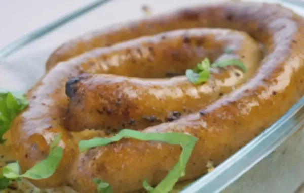 Brennnessel-Kartoffel mit Bratwurst - Ein würziges und gesundes Gericht