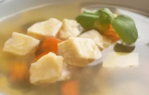 Deutsche Eierstichsuppe