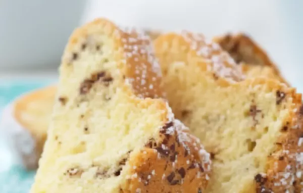 Deutscher Ameisengugelhupf - Ein köstlicher Kuchen mit Schokolade und Nüssen