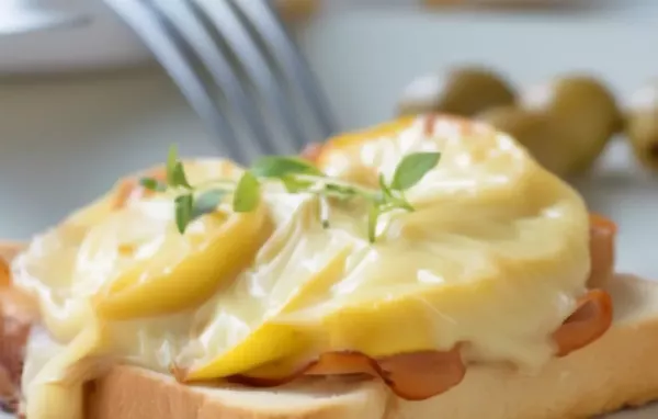 Ein einfaches und leckeres Rezept für Toast mit frischen Äpfeln