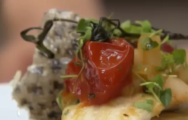 Ein köstliches Rezept für geschmorten Saibling mit Kohlrabi in einer aromatischen Tomatensauce.