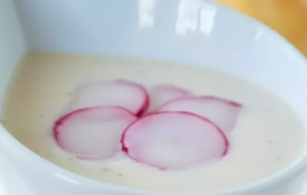 Eine leckere und erfrischende Suppe für den Sommer