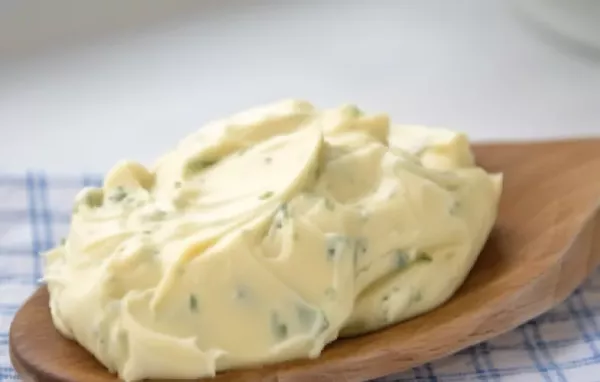 Erfrischende Zitronenbutter für den perfekten Genuss