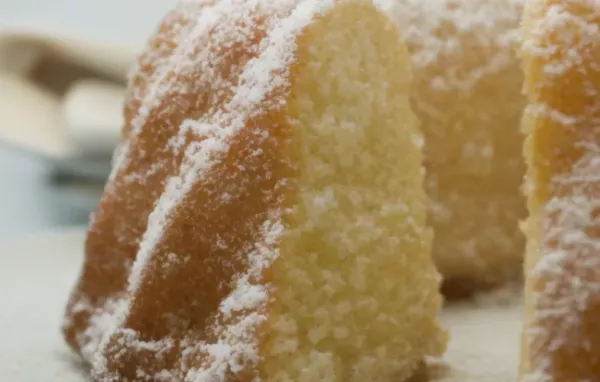 Erfrischender Joghurt-Kuchen mit fruchtigem Geschmack