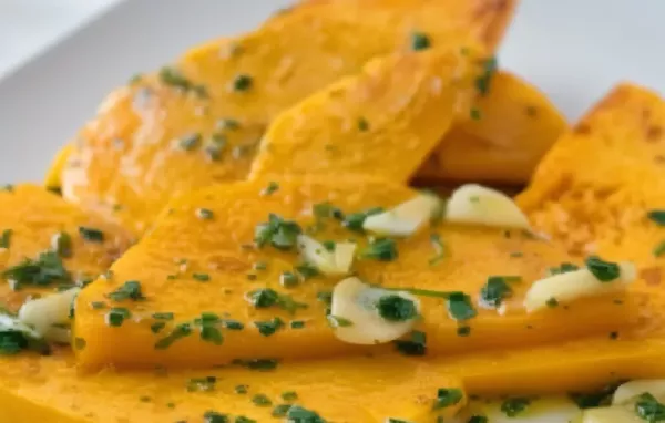 Erfrischender Kürbissalat mit einem Hauch von Minze