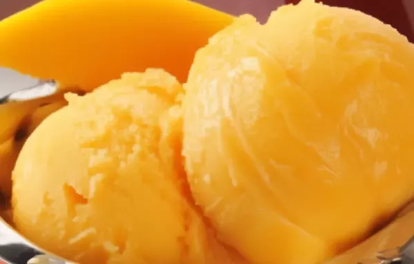 Erfrischendes Mango-Sorbet - Perfekt für heiße Sommertage