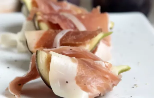 Feigen mit Prosciutto - ein köstlicher Snack oder Vorspeise