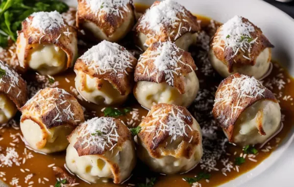 Germknödel mit Eisfülle Rezept