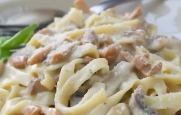 Gesunde Vollkorn-Linguini mit köstlicher Veganer Soße