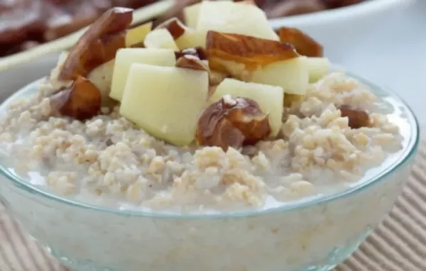 Gesundes Frühstück: Chia Hafer mit Apfel