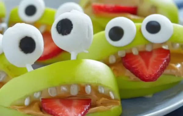 Gruselig leckere Halloween Apfel Monster