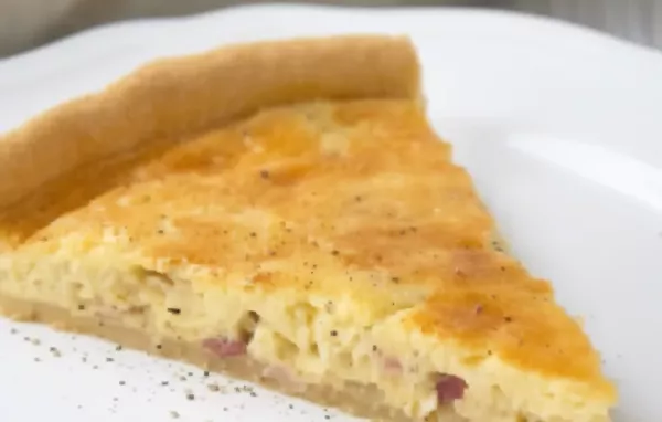 Herzhafte Räucherwurst-Quiche