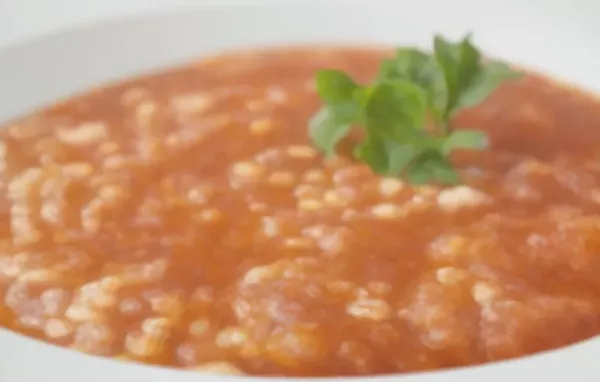 Herzhafte Tomatensuppe mit Rollgerste