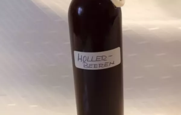 Holunderbeerlikör - Ein fruchtiger Likörgenuss aus dem Garten