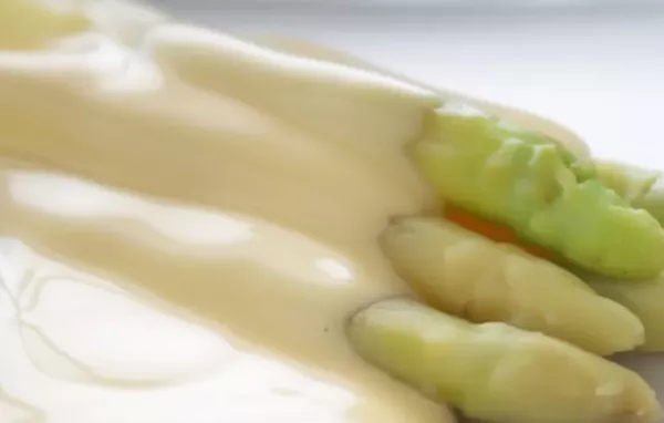 Klassische Sauce Hollandaise - Einfach und lecker!