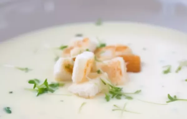 Köstliche Jungzwiebel Cremesuppe für kalte Tage