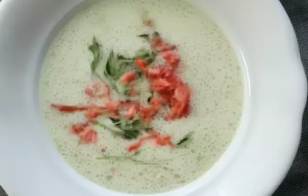 Köstliche Kartoffelsuppe mit zartem Räucherlachs