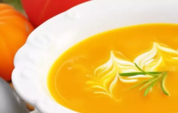 Köstliche Kürbissuppe mit einer würzigen Currynote