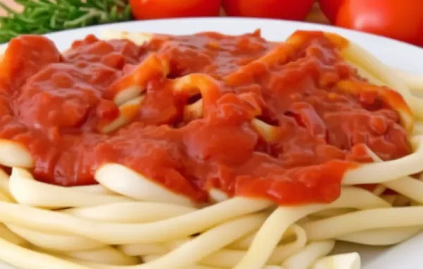 Köstliches Rezept für Makkaroni mit selbstgemachter Tomatensauce