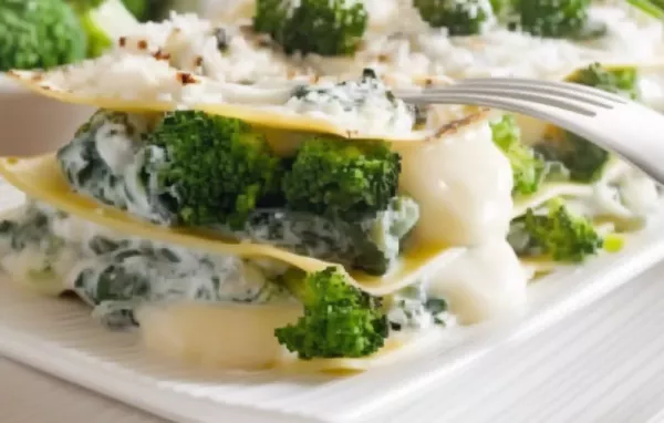 Leckere Brokkoli-Lasagne mit cremiger Bechamelsauce