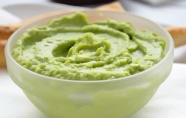 Leckerer Senf-Avocado-Dip für jeden Anlass