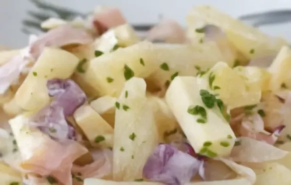 Leckerer Spargelsalat mit frischen Zutaten