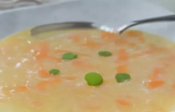Mehlsuppe mit Gemüse - Ein klassisches österreichisches Rezept