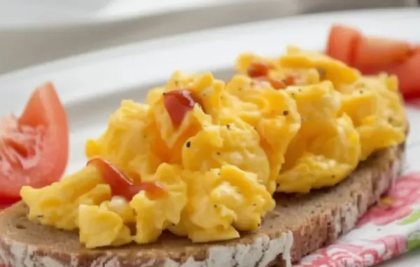 Schottische Brötchen - traditionelle, leckere Köstlichkeiten für den Frühstückstisch