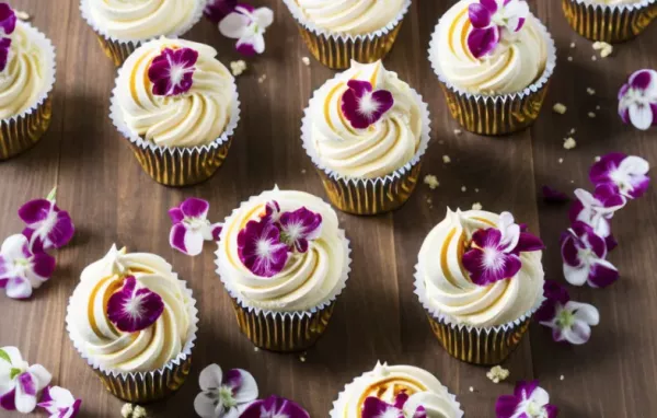 Vanillecreme mit Rosengelee - eine verführerische Dessertkreation