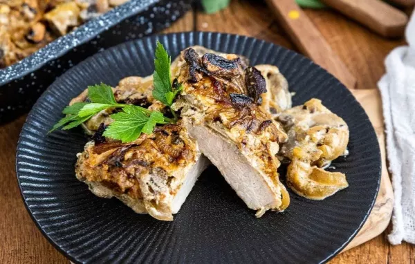 Zwiebelschnitzel Rezept - Leckeres Gericht mit knusprigen Zwiebeln und zarten Schnitzeln