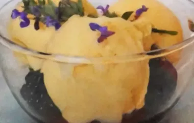 Blütentraum auf Vanilleeis - Ein erfrischendes und leichtes Dessert