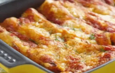 Cannelloni mit Fleisch-Ricotta-Füllung auf Tomatensauce