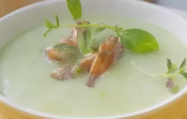 Eierschwammerl-Erbsen-Suppe - Ein herzhaftes vegetarisches Rezept