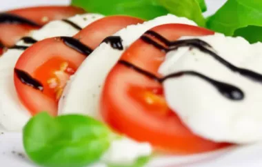 Ein erfrischender Sommergenuss: Tomatensalat mit aromatischem Mozzarella