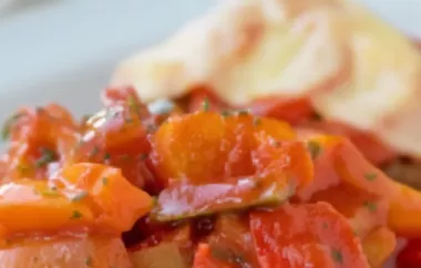 Ein herzhaftes ungarisches Gericht mit Paprika und Tomaten