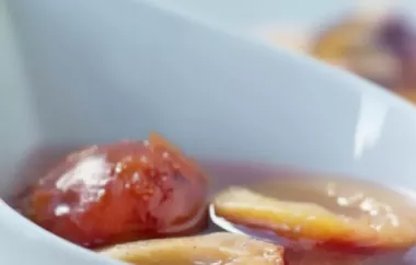 Ein köstliches Dessert: Zwetschgenkompott in Rotwein