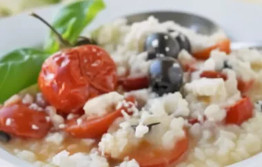Ein köstliches mediterranes Risotto mit einer raffinierten Kombination aus getrockneten Tomaten und Pinienkernen.