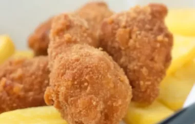 Ein köstliches Rezept für knusprige Hähnchen Nuggets mit einer Beilage aus selbstgemachten Pommes Frites.