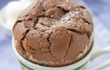 Ein köstliches und einfaches Rezept für ein Schokoladensoufflé
