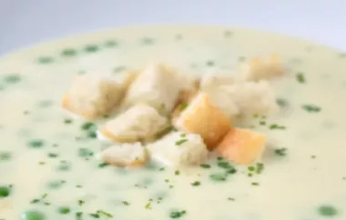 Eine köstliche cremige Suppe aus Kohlrabi und Erdäpfeln