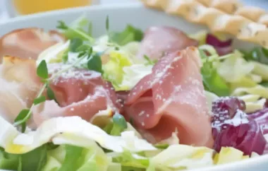 Erfrischender Blattsalat mit knusprigem Prosciutto