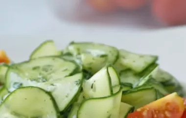Erfrischender Gurkensalat mit Minze