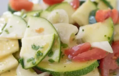 Erfrischender Sommersalat: Zucchinisalat mit Kapern