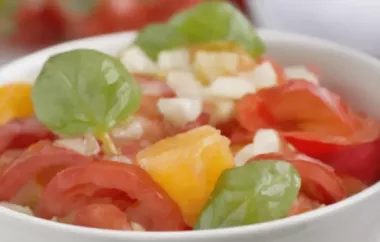 Erfrischender Tomaten-Orangen-Salat mit Basilikum
