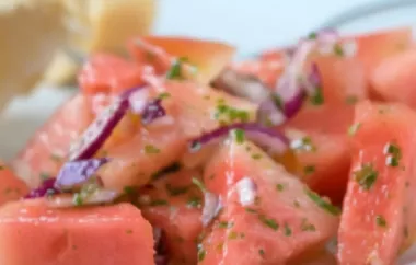 Erfrischender Wassermelonen-Salat mit Gurken und Feta