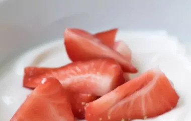 Erfrischendes Rezept für eine köstliche Erdbeer Topfen Creme