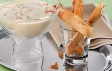 Fenchelcremesuppe mit Anishippen - Genießen Sie diese köstliche Suppe mit einer knusprigen Anisnote!