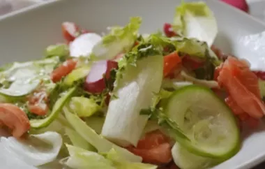 Frischer Salat mit Kräutern