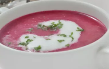 Frühlingshafte Rote Beete Suppe