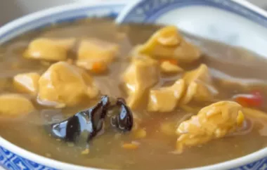 Genießen Sie ein Stück Vietnam zu Hause mit dieser köstlichen Pho Suppe.